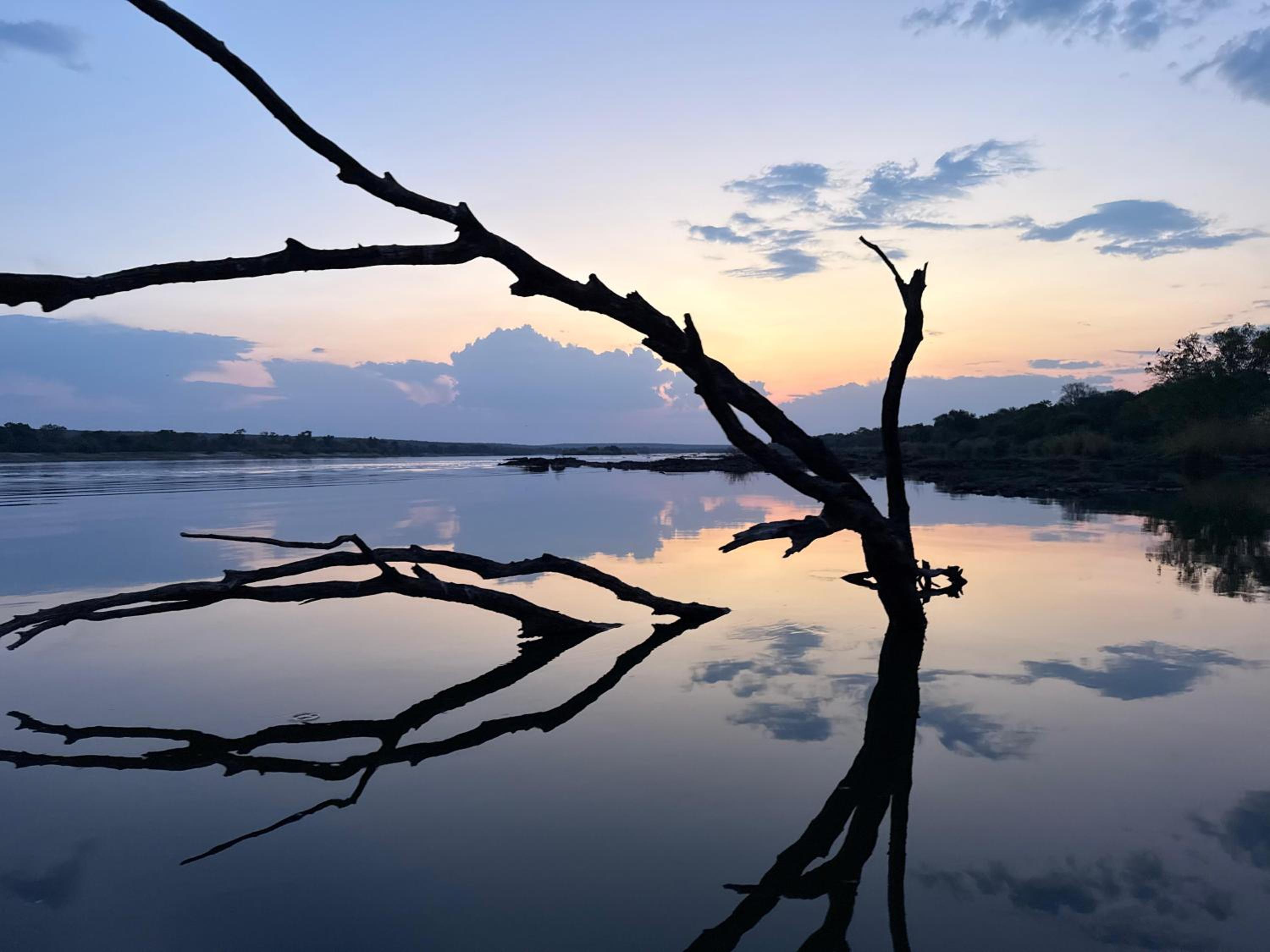 Zambezi Dusk River Facing-all inclusive-Luxury Accommodation
