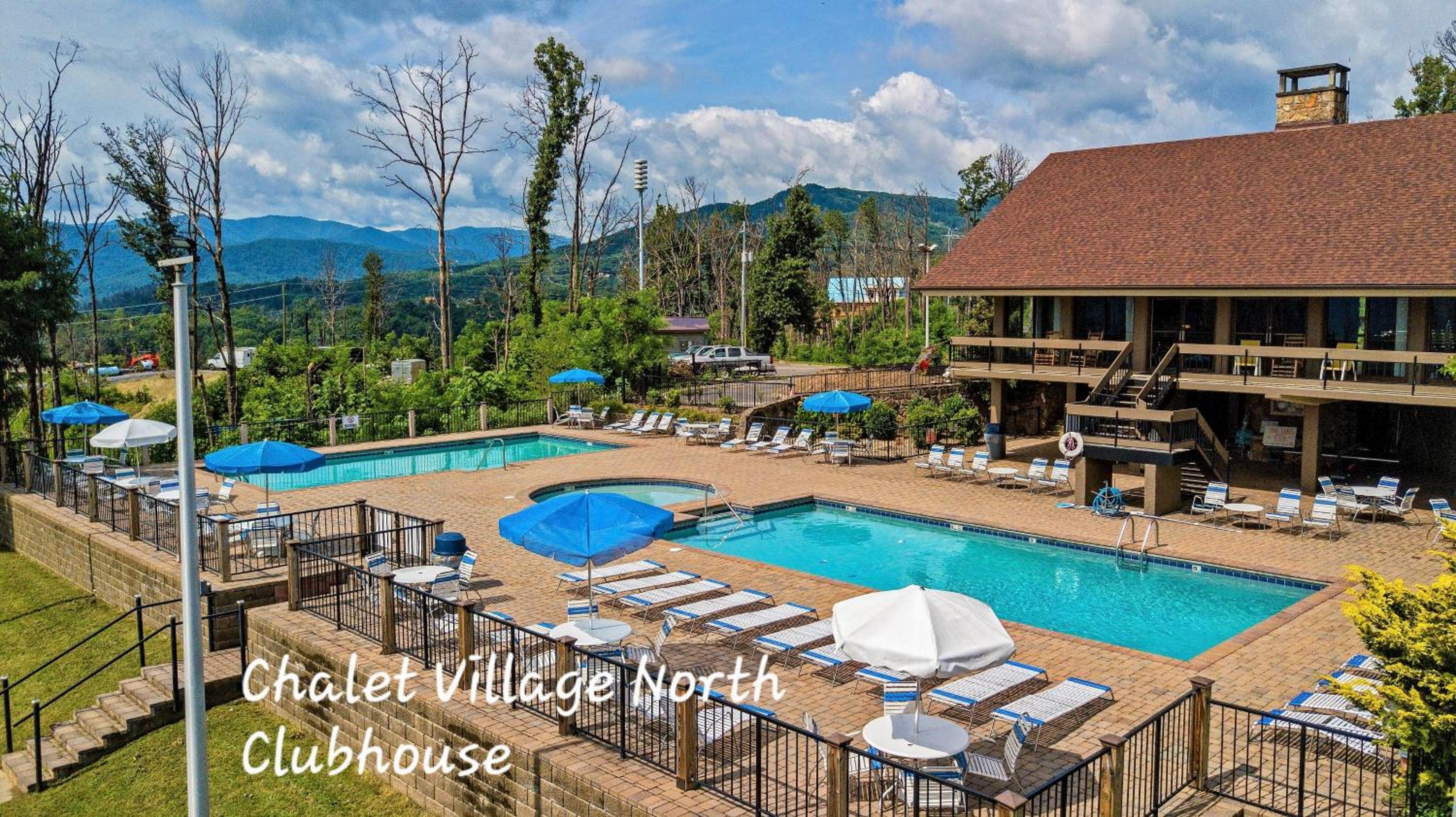 Mountain Moonrise 3BR 3BA - Scenic Falls, Mtn View, Hot Tub, Gameroom, Firepit - Sleep 8-