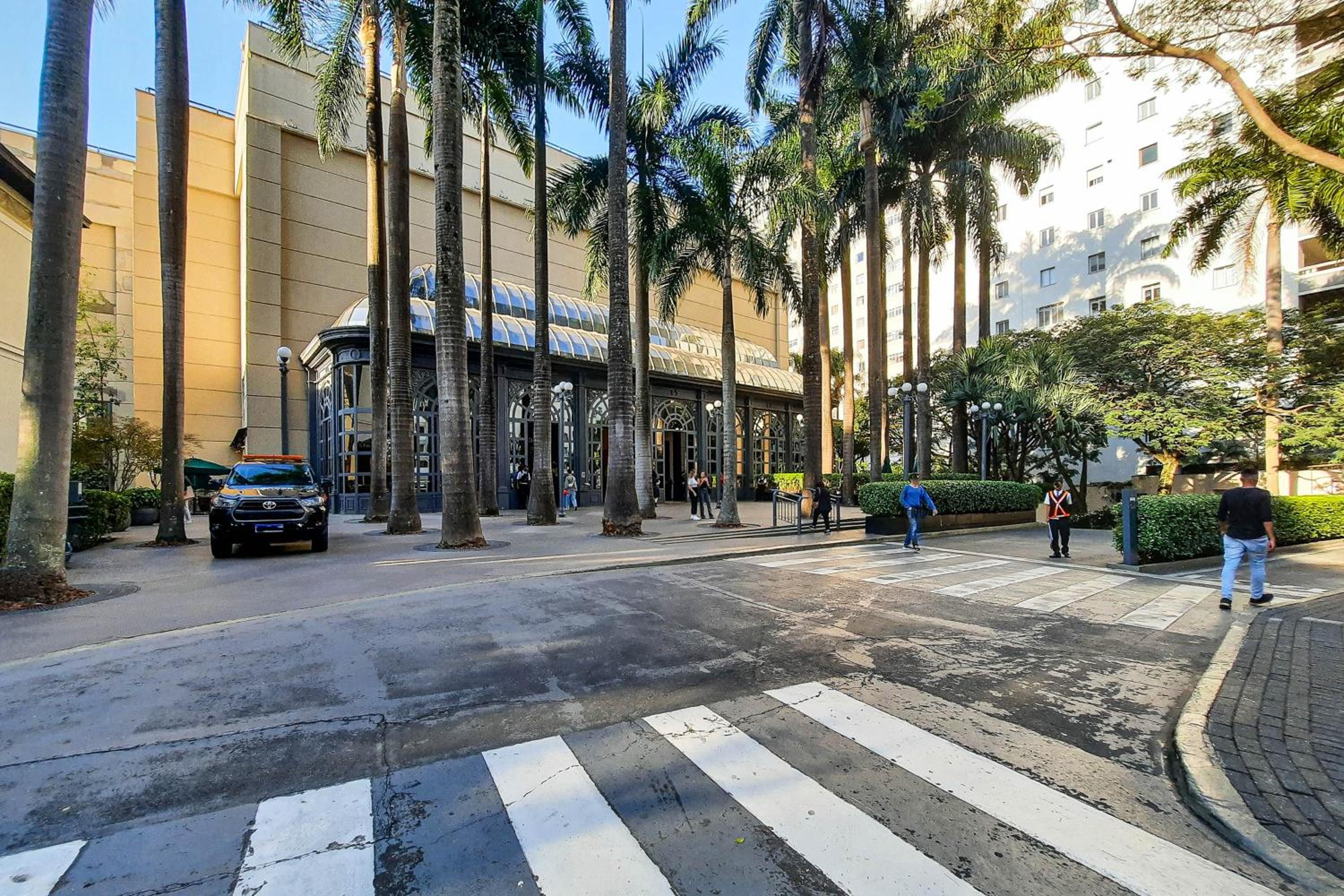 Predio novo com piscina proximo ao Mackenzie e metro - GAL Yuca