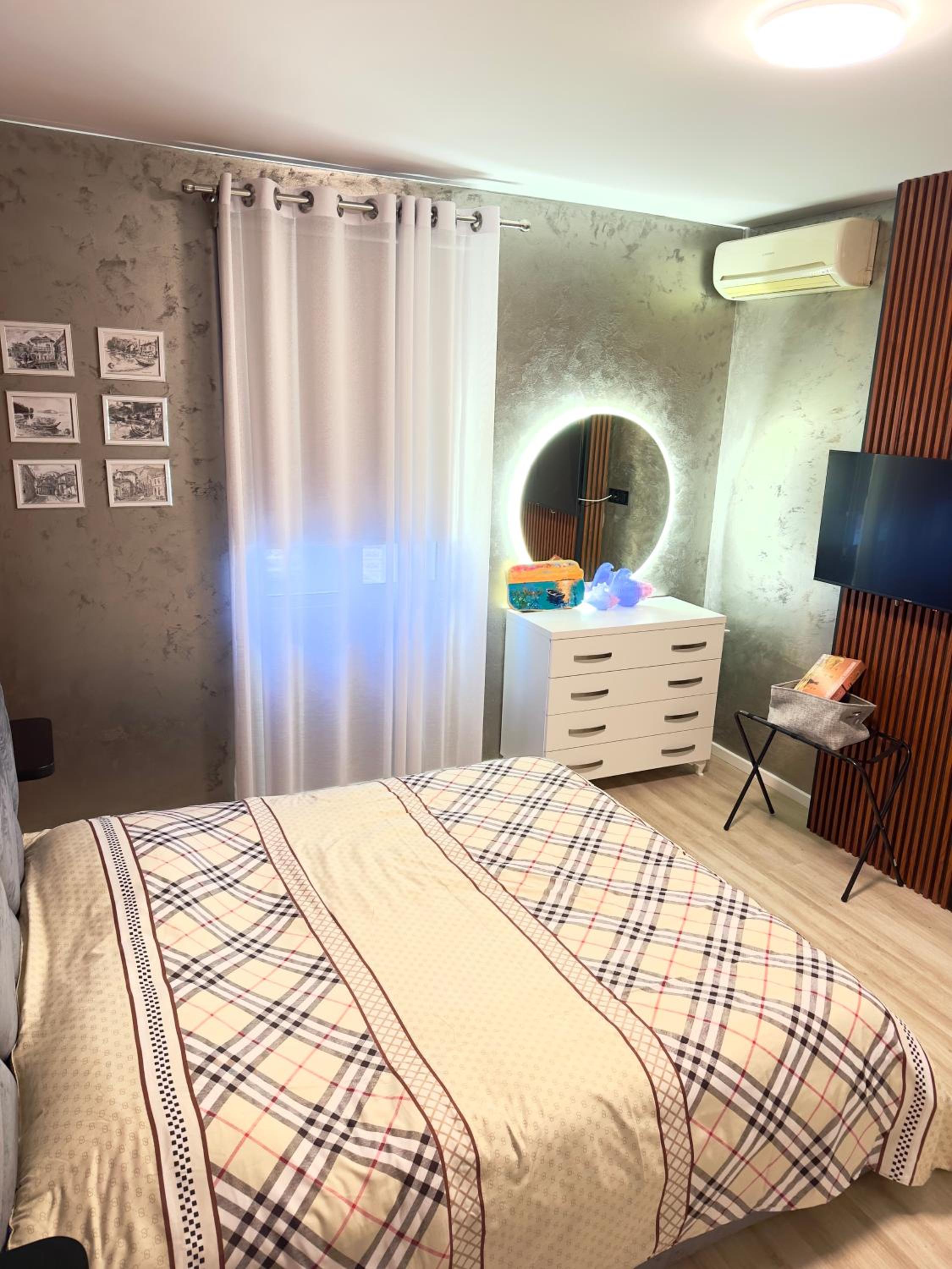 Pogradec Apartment