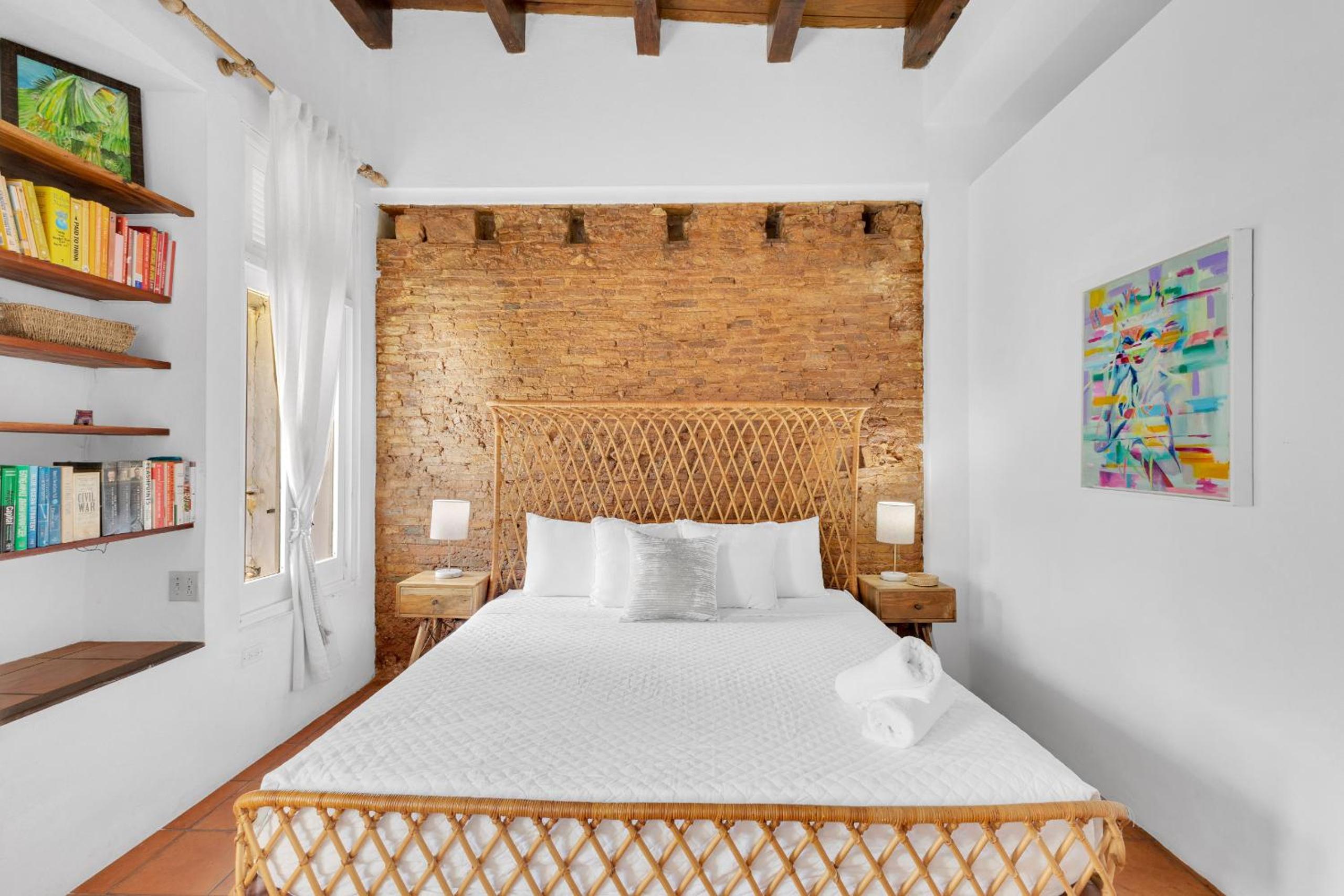 Whole Home with Lush Patio in Heart of Old San Juan