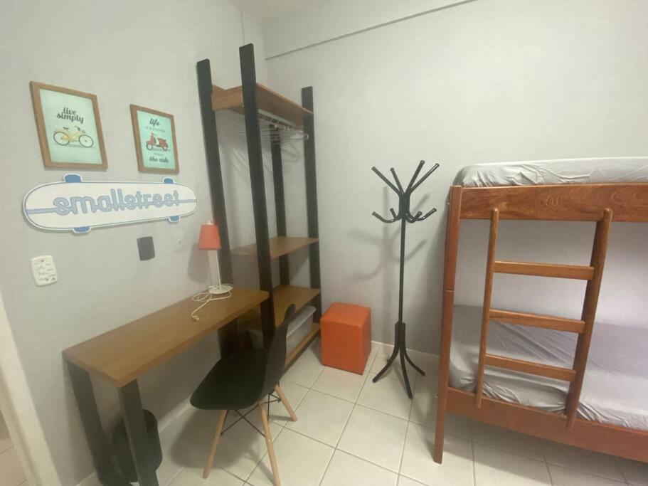 Apartamento encantador com piscina, em frente praia