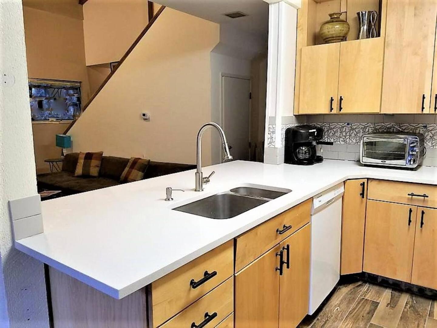 Donner Lake Gem 4Br 3Bath Chalet view 5