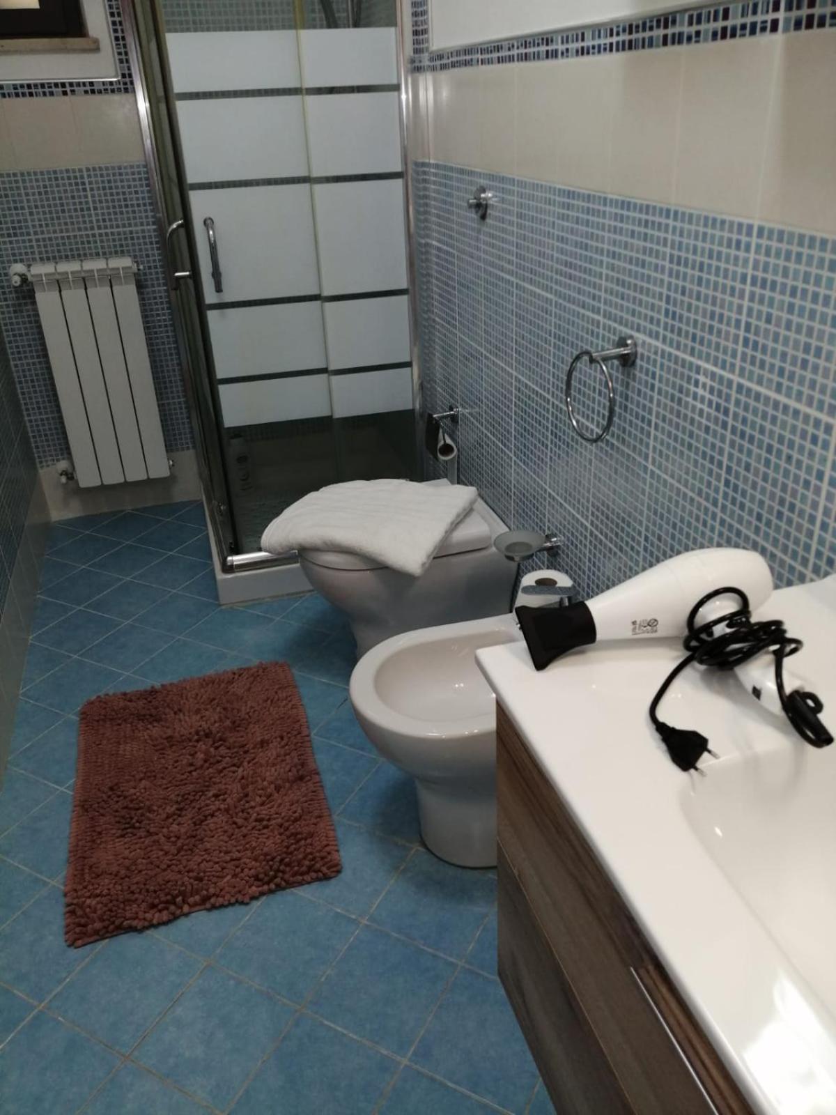 Photo 32