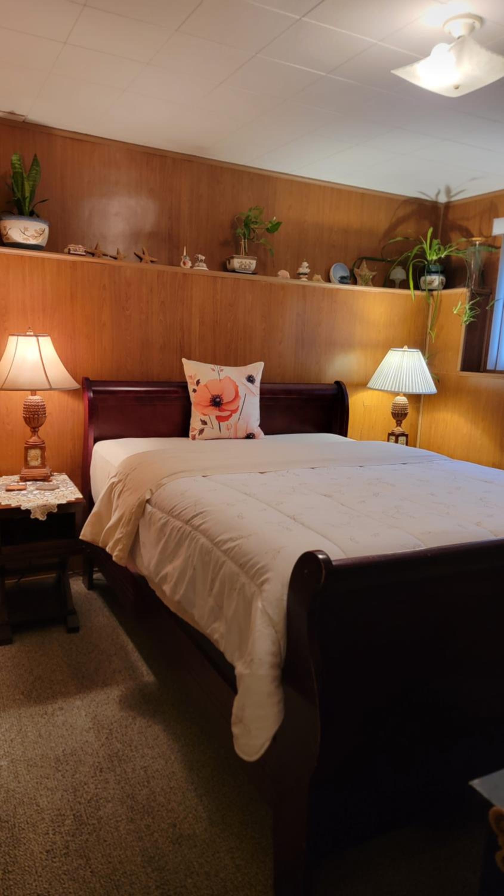 Kamloops Vacations - Charming - 2 bedrooms basemnt, 1 full bath  rec room - Property Image 5