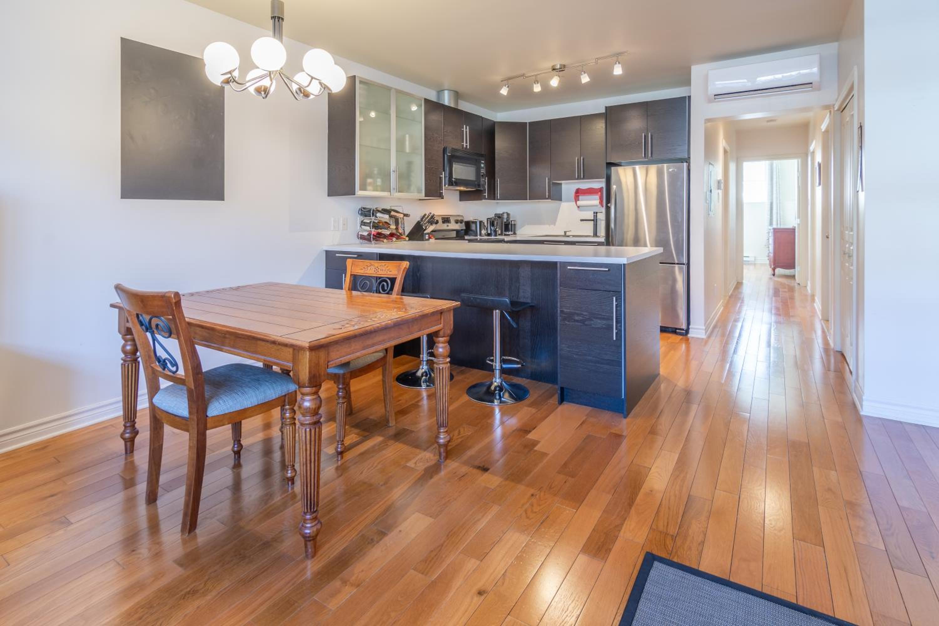 Appartement calme et cosy près du canal Lachine