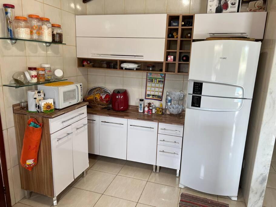 Casa espetacular em Búzios, 4 quartos, piscina, churrasqueira