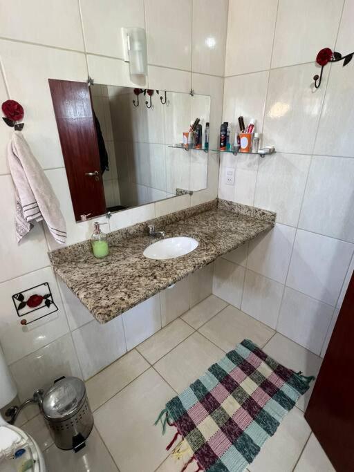 Casa espetacular em Búzios, 4 quartos, piscina, churrasqueira