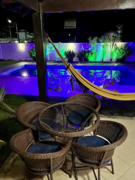 Casa espetacular em Búzios, 4 quartos, piscina, churrasqueira