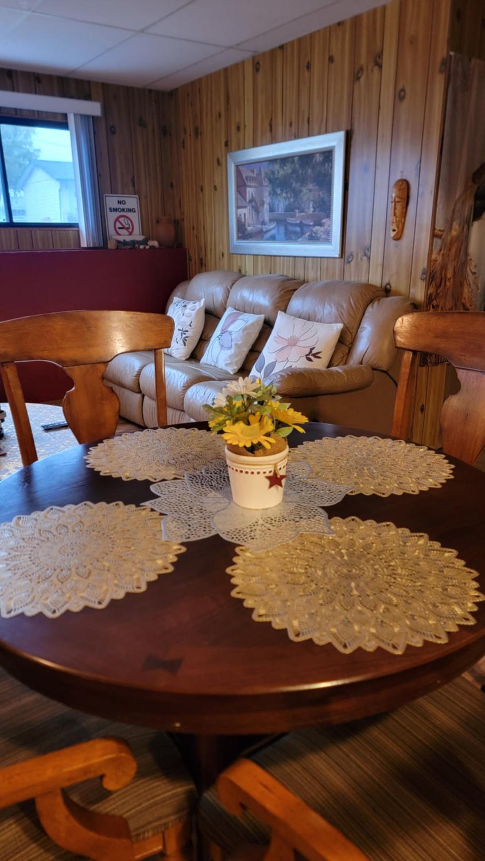 Kamloops Vacations - Charming - 2 bedrooms basemnt, 1 full bath  rec room - Property Image 18