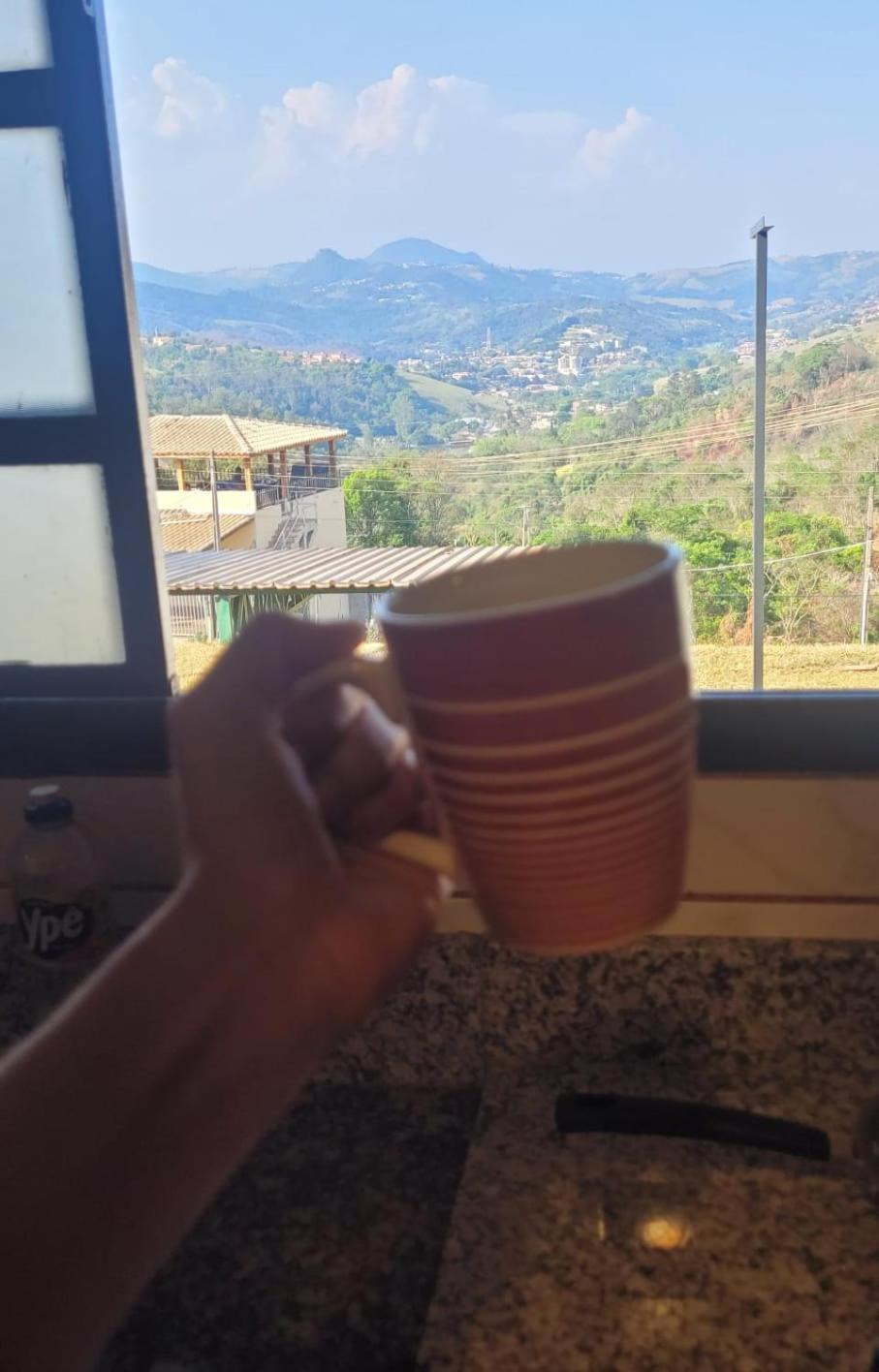 Casa com vista exuberante, no interior de São Paulo