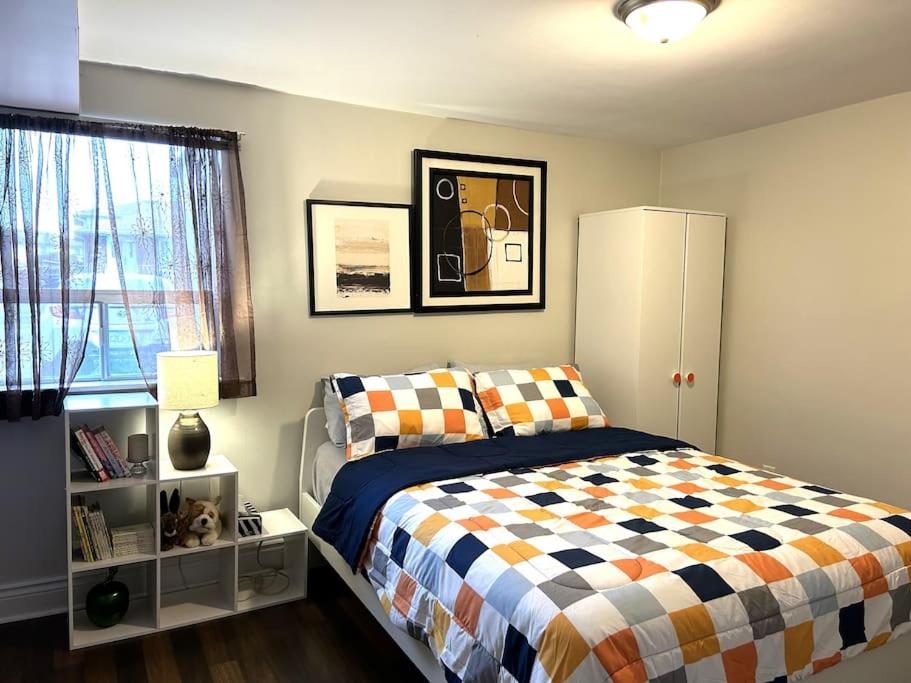 2 bedroom rental apartment , 1 sofa bed, 2 car parking