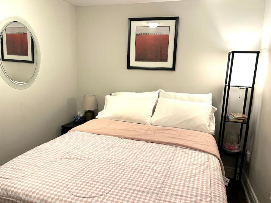 2 bedroom rental apartment , 1 sofa bed, 2 car parking
