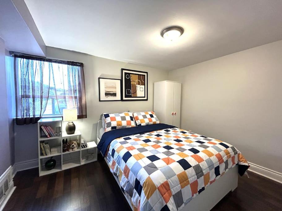 2 bedroom rental apartment , 1 sofa bed, 2 car parking
