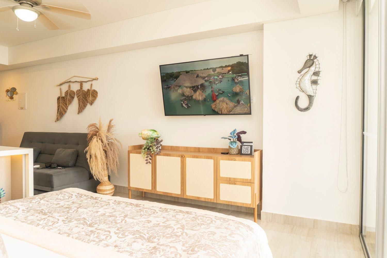 Suite VIP Frente al Mar | Piscinas y Puesta Sol CB715