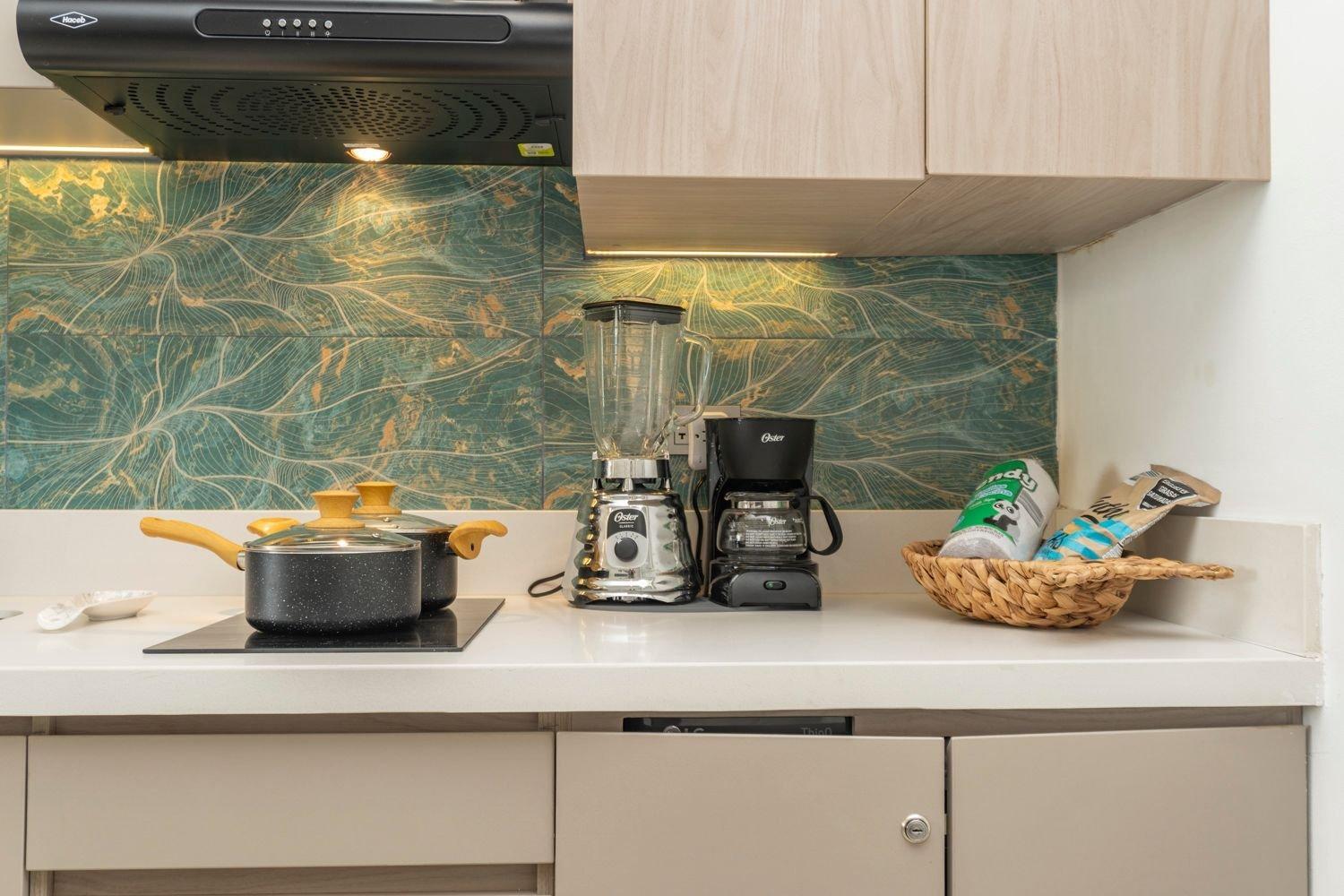 Suite VIP Frente al Mar | Piscinas y Puesta Sol CB715