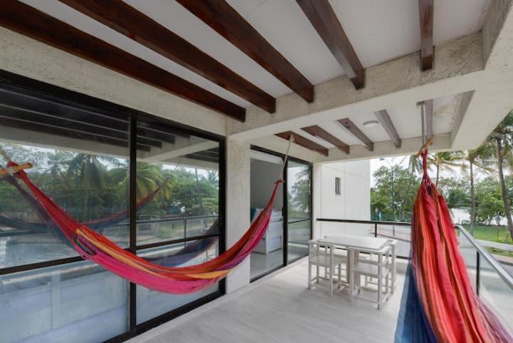 Edificio Bay Point Apartamentos