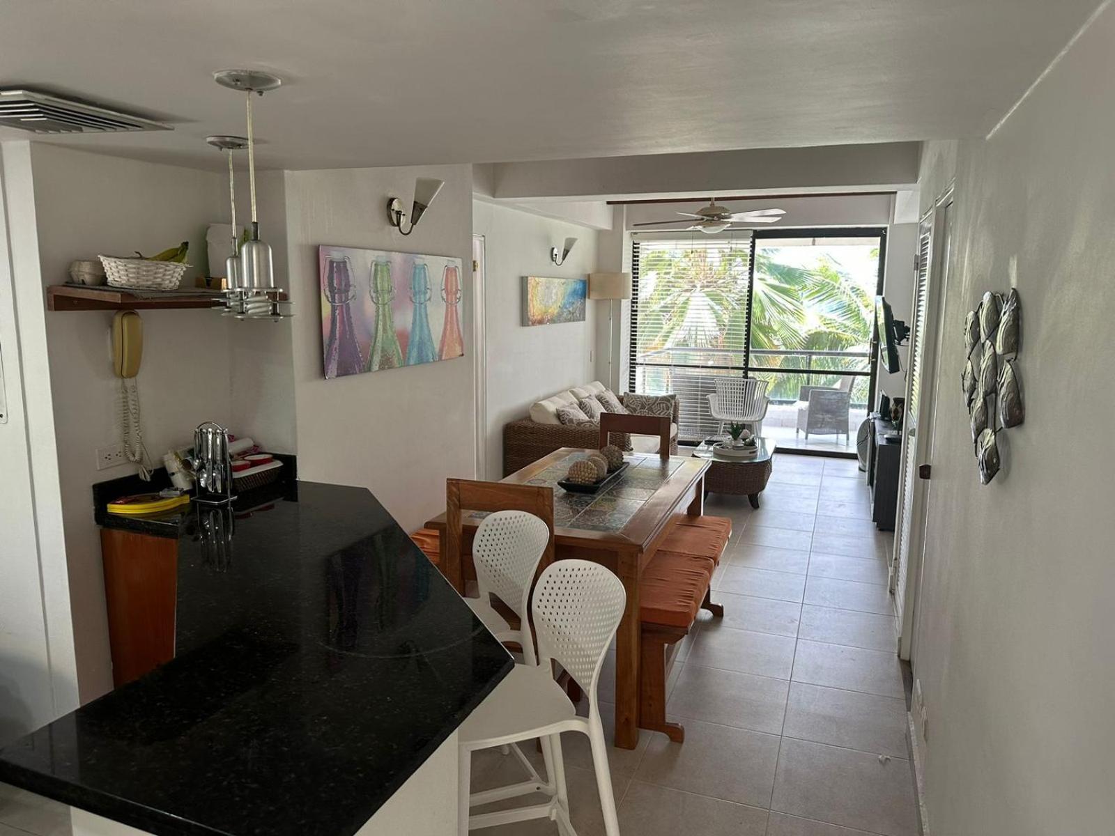 Edificio Bay Point Apartamentos