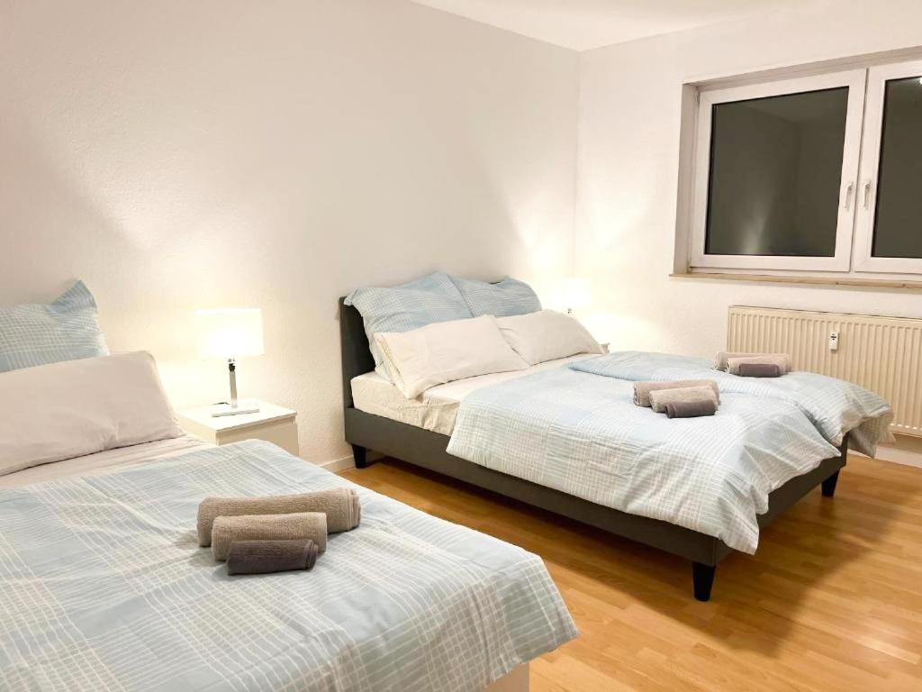 Modern und Gemütlich, Ferienwohnung mit Balkon und Netflix in Leimen WeHome Komfort