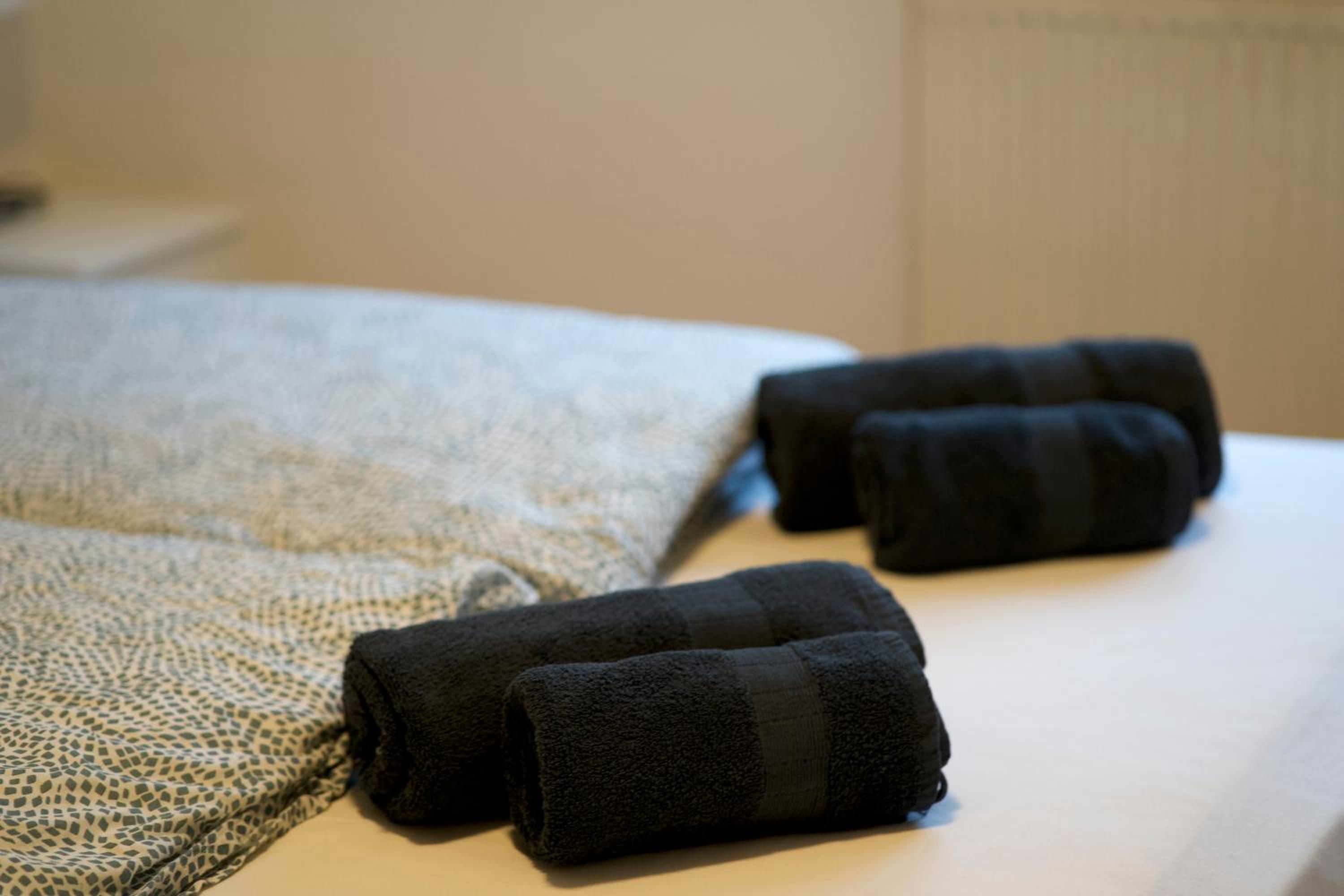 Modern und Gemütlich, Ferienwohnung mit Balkon und Netflix in Leimen WeHome Komfort