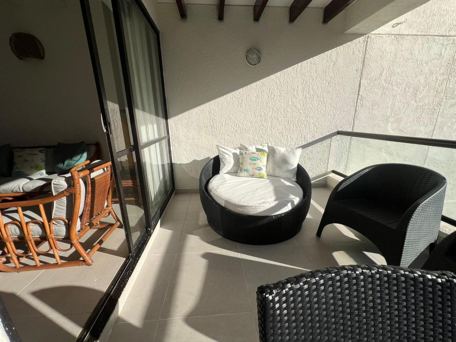 Edificio Bay Point Apartamentos