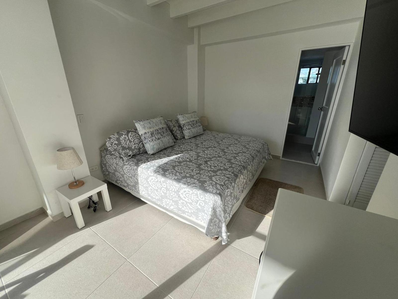 Edificio Bay Point Apartamentos