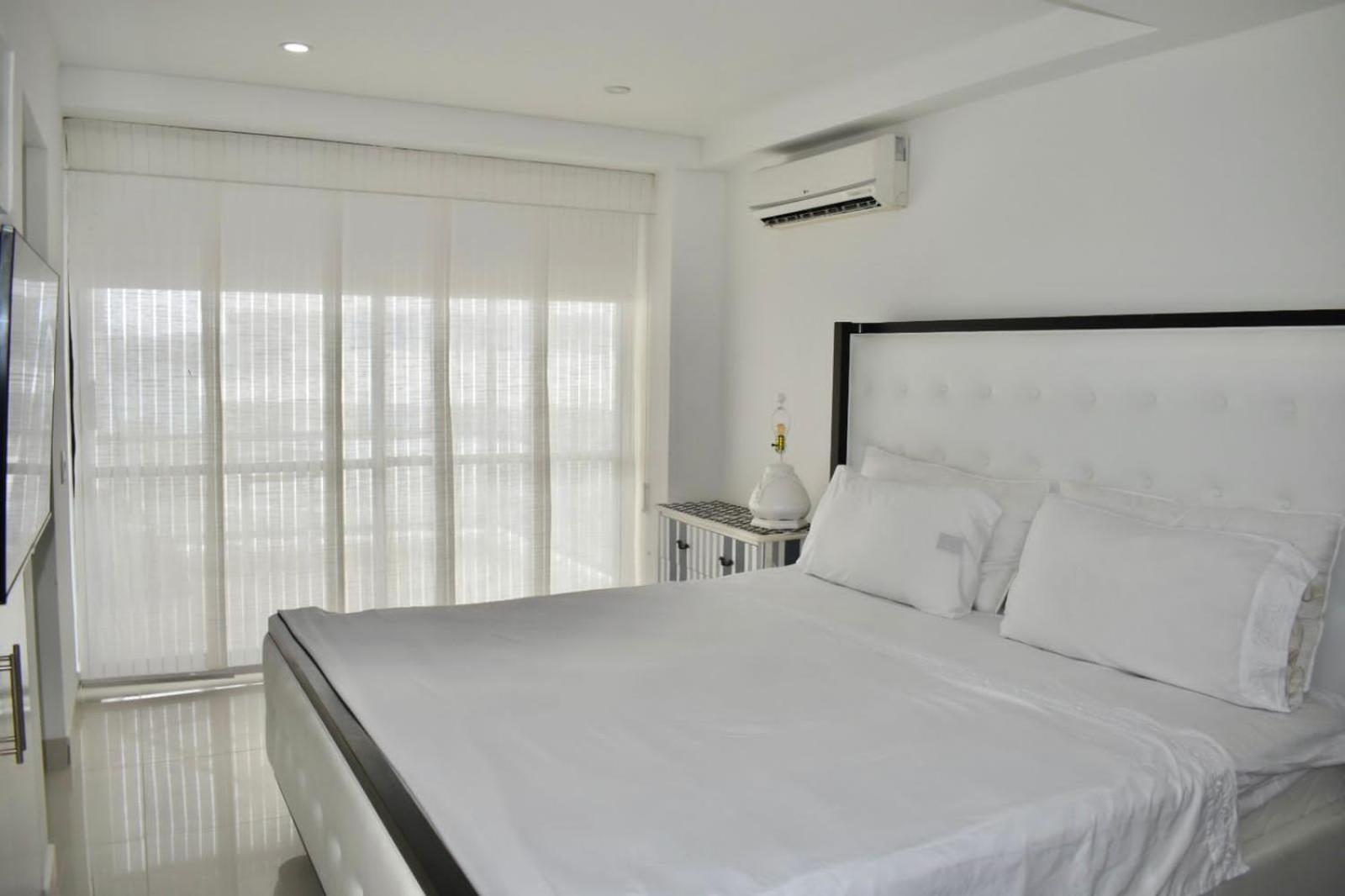 Edificio Bay Point Apartamentos