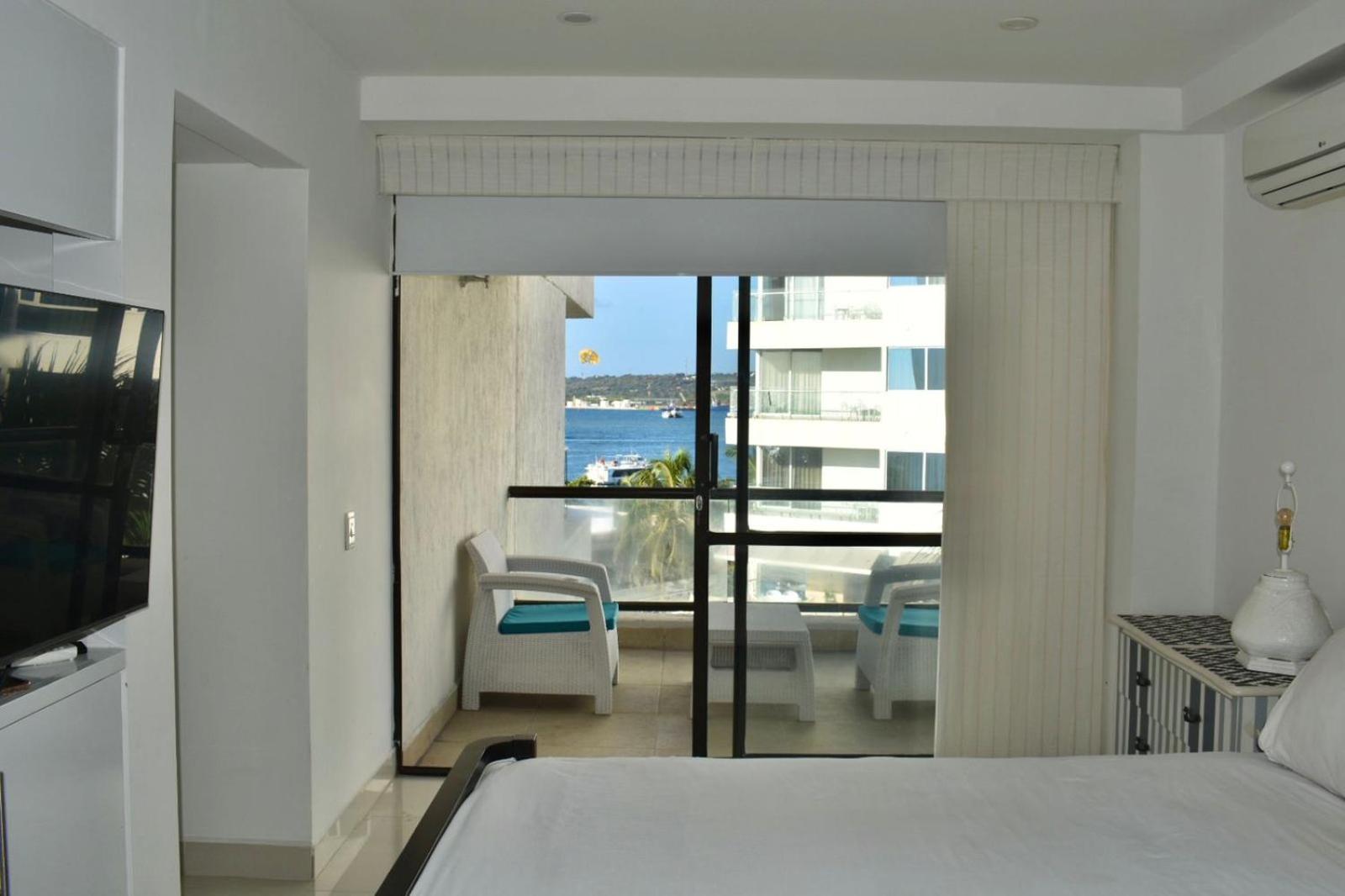 Edificio Bay Point Apartamentos