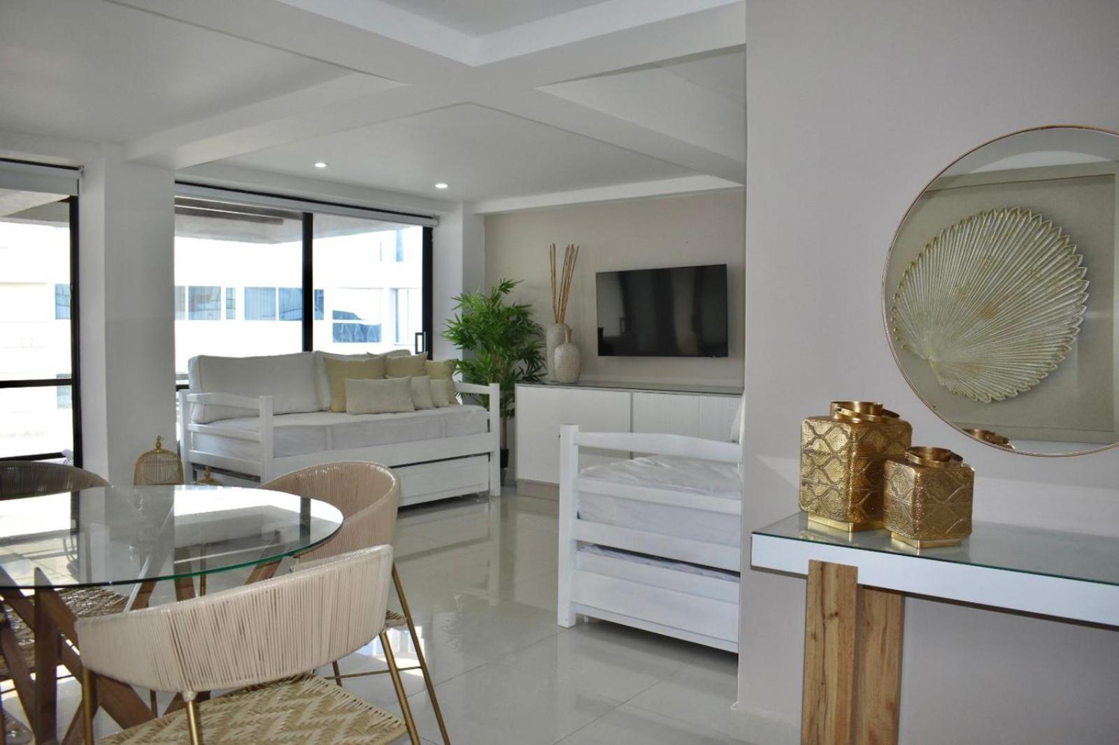 Edificio Bay Point Apartamentos