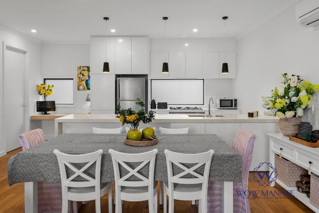 Spacious & Cosy 4B3B near DFO & Convention Centre