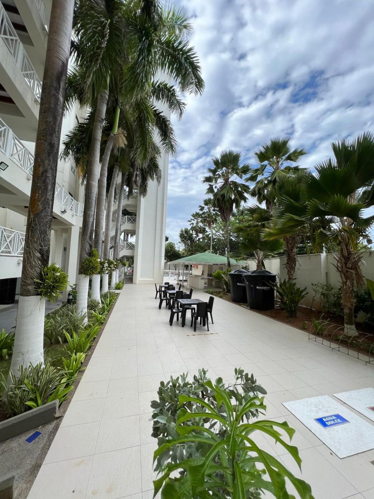 Edificio Bay Point Apartamentos