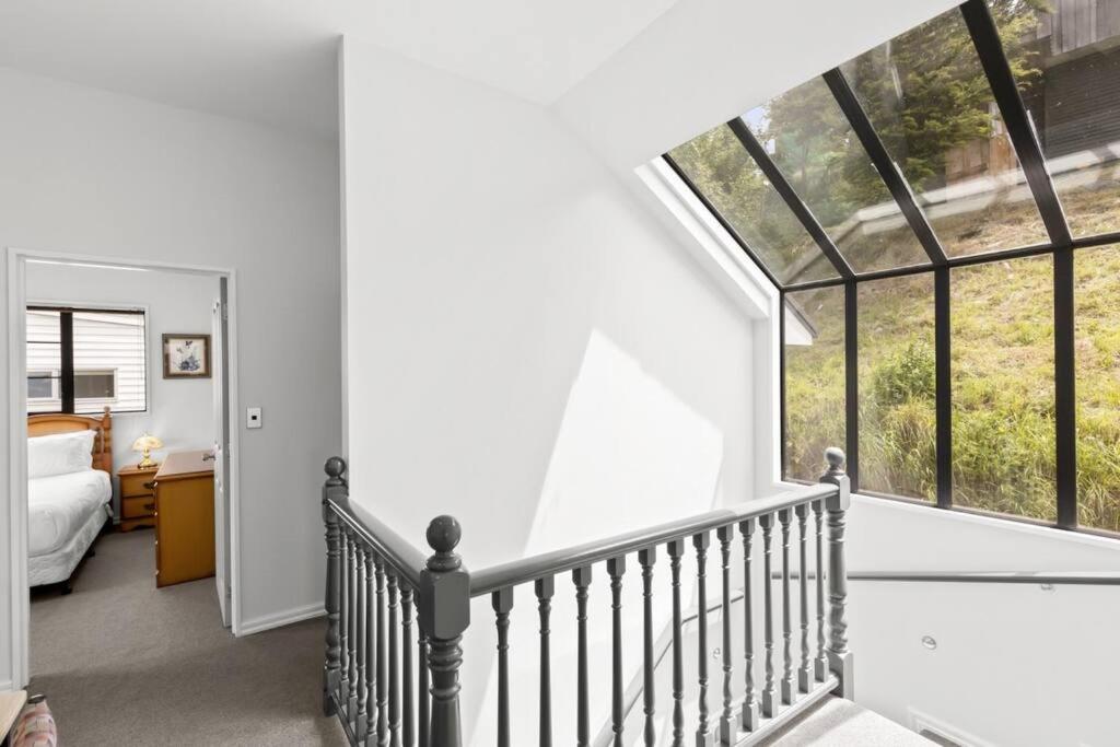 Wonderful On Woodlands - Family friendly home