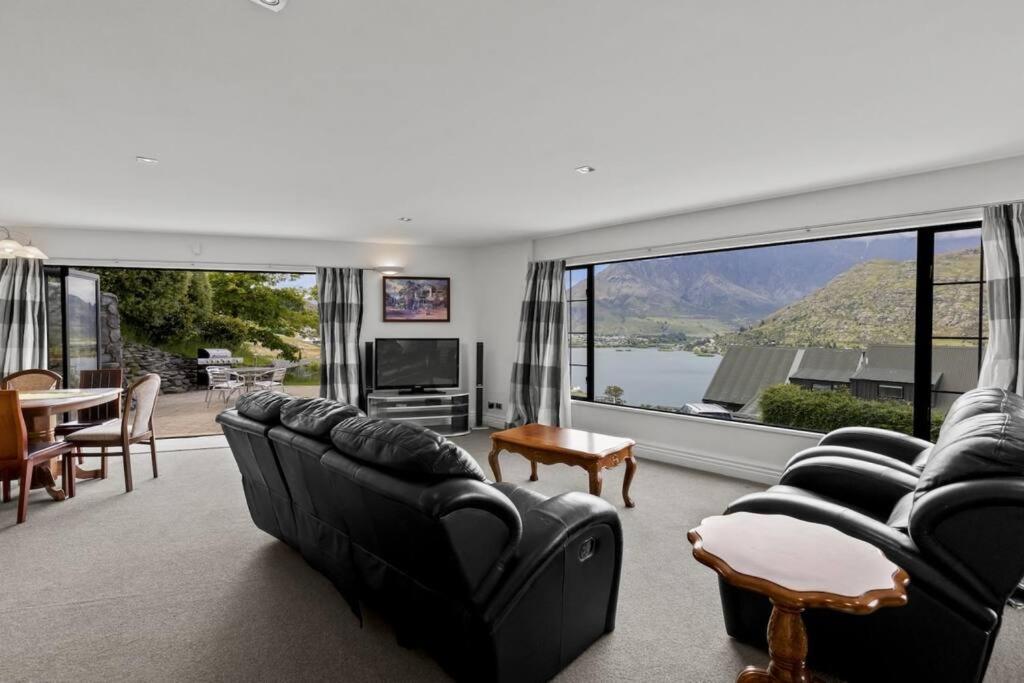 Wonderful On Woodlands - Family friendly home