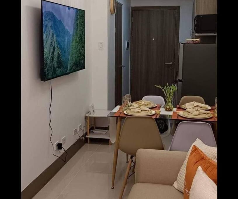 Luxury Escape at Fame Residences view 3