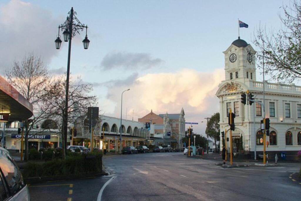 Just Minutes from Ponsonby & CBD photo 5