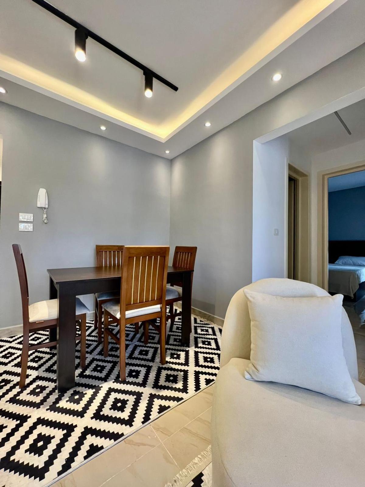 Modern Apartments in Madinaty New Cairo