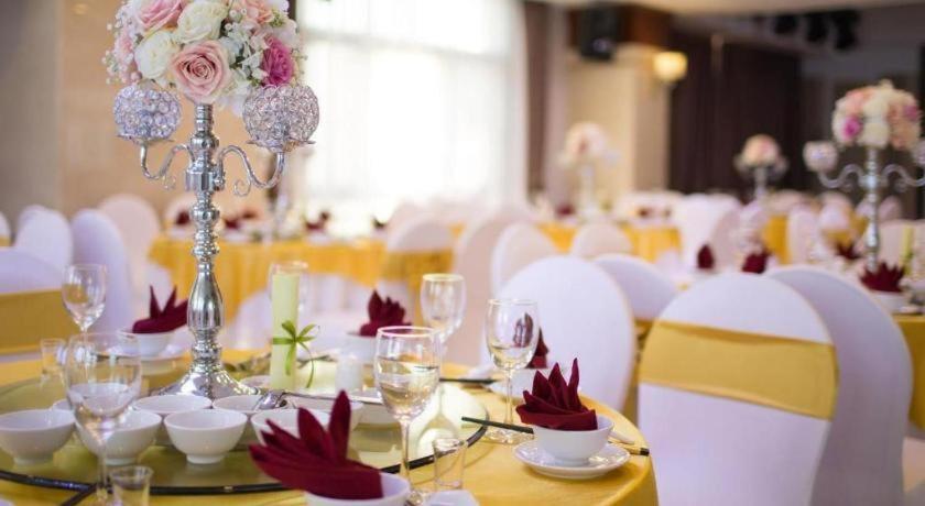 Royal Palace Hotel