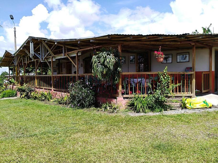 Finca en el Quindío - Arrullo Cafetero