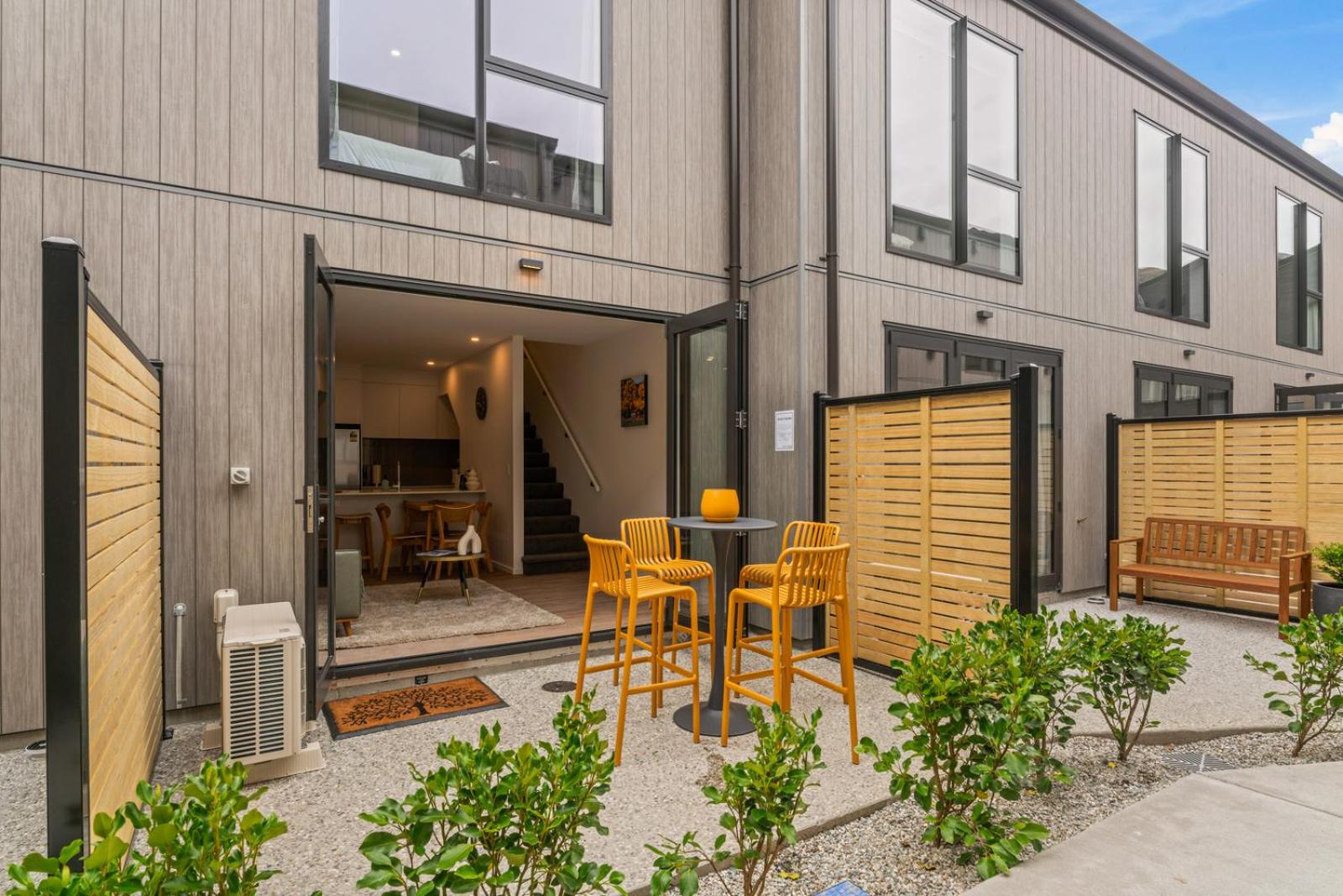 Coronet Escape | Near Shotover & Ski Fields view 2
