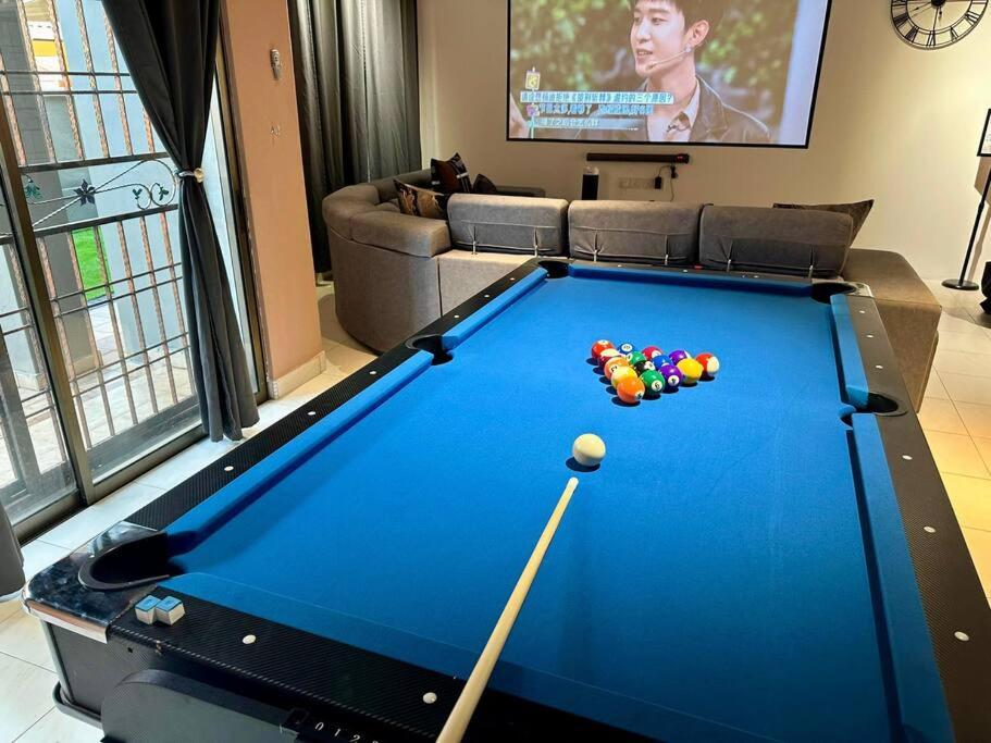 Cozy Holiday Home Karaoke BBQ Bukit Indah JB