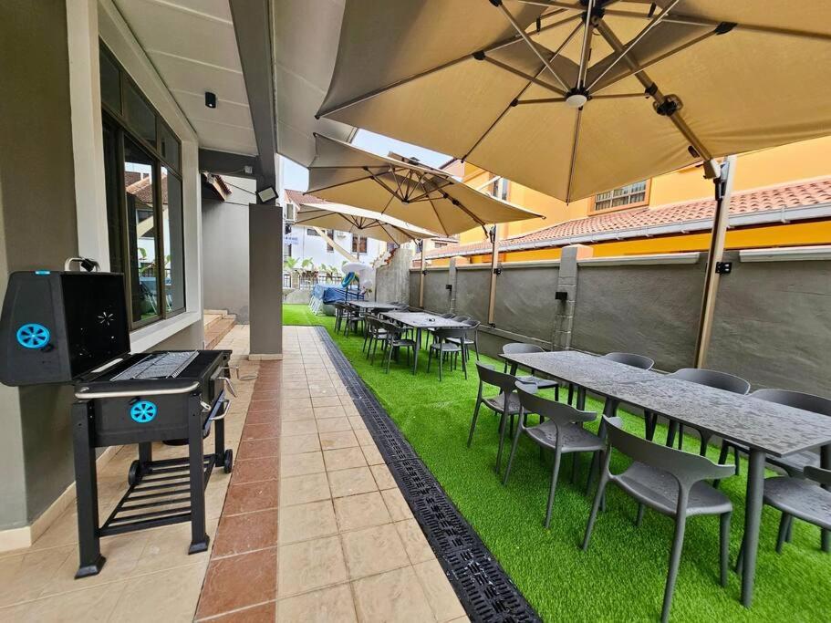 Cozy Holiday Home Karaoke BBQ Bukit Indah JB