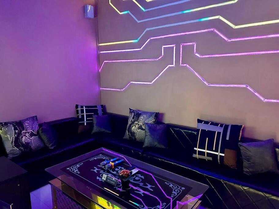 Cozy Holiday Home Karaoke BBQ Bukit Indah JB