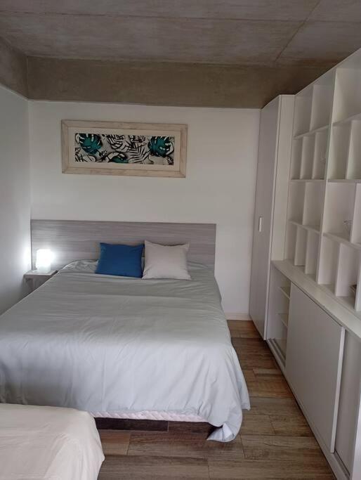Eneas Flat luminoso con cochera
