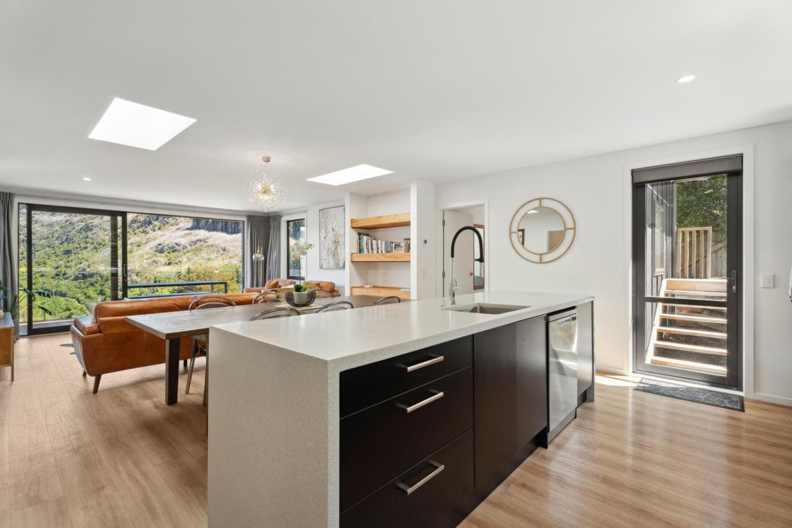 Sam's Sanctuary | Stunning Views & Spacious Home view 4