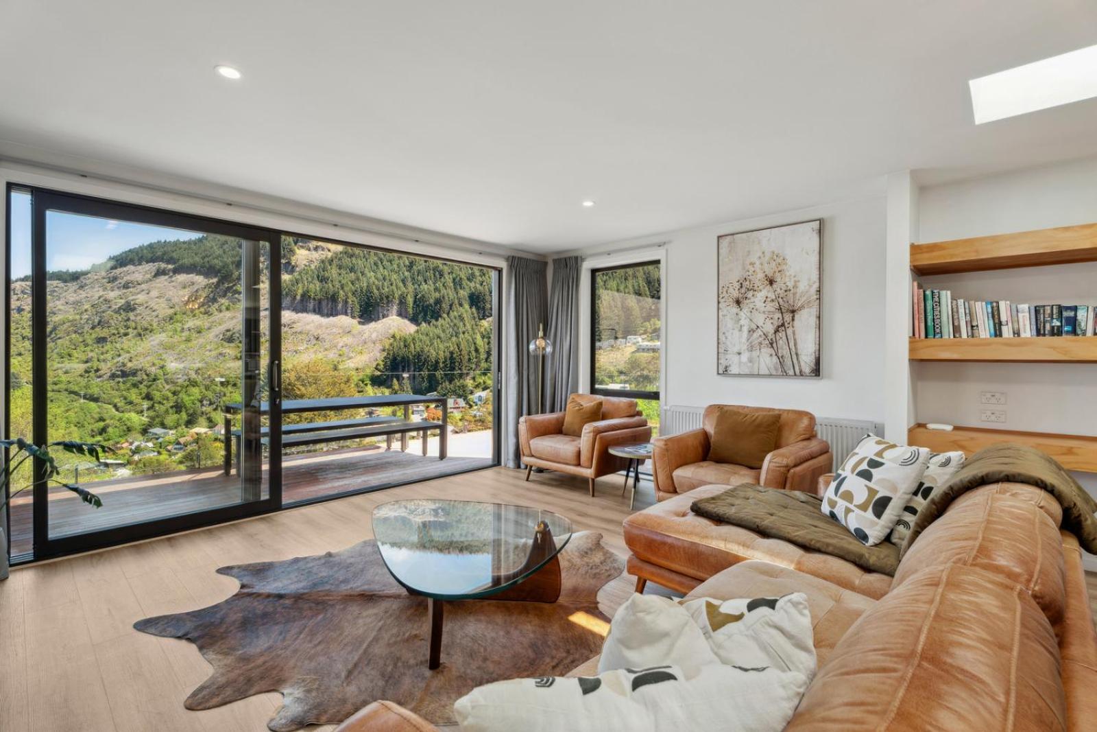 Sam's Sanctuary | Stunning Views & Spacious Home view 3