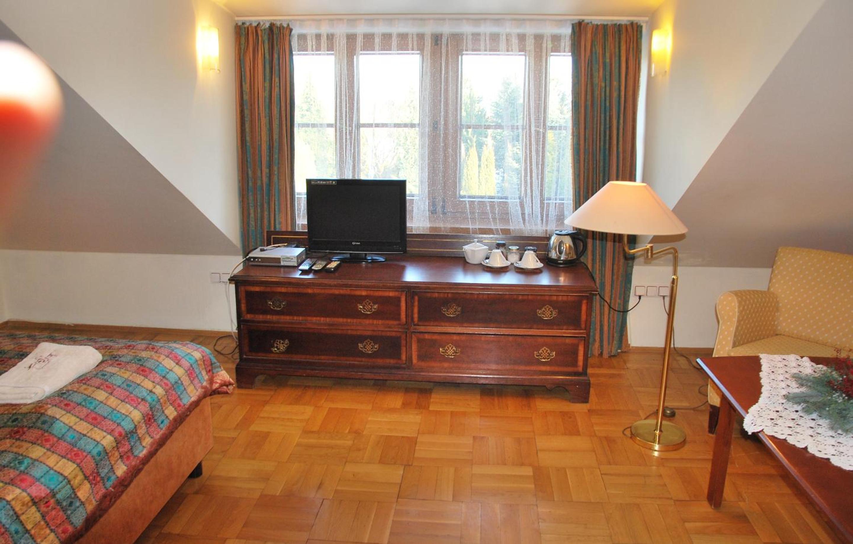 Photo 11