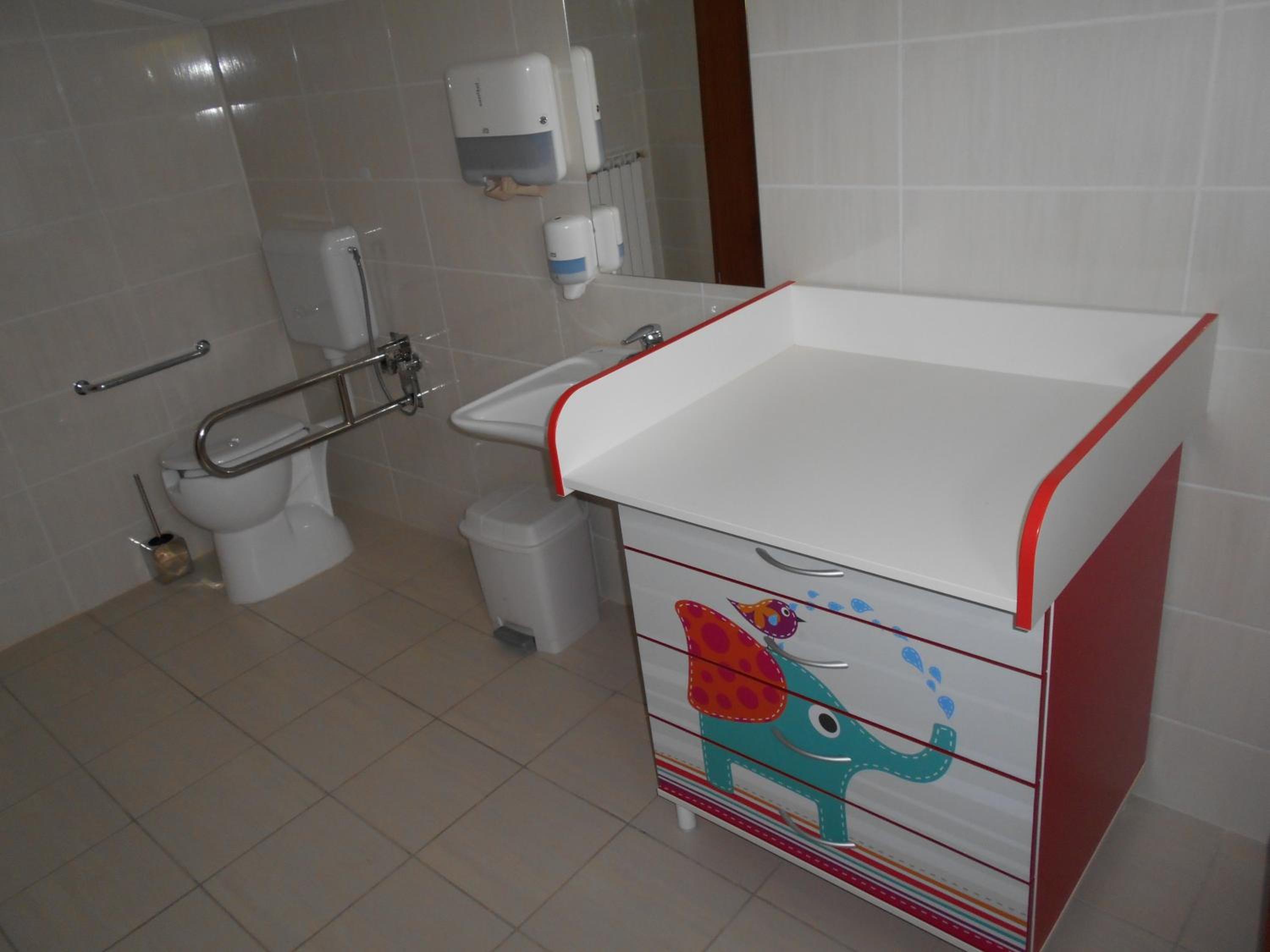 Photo 10