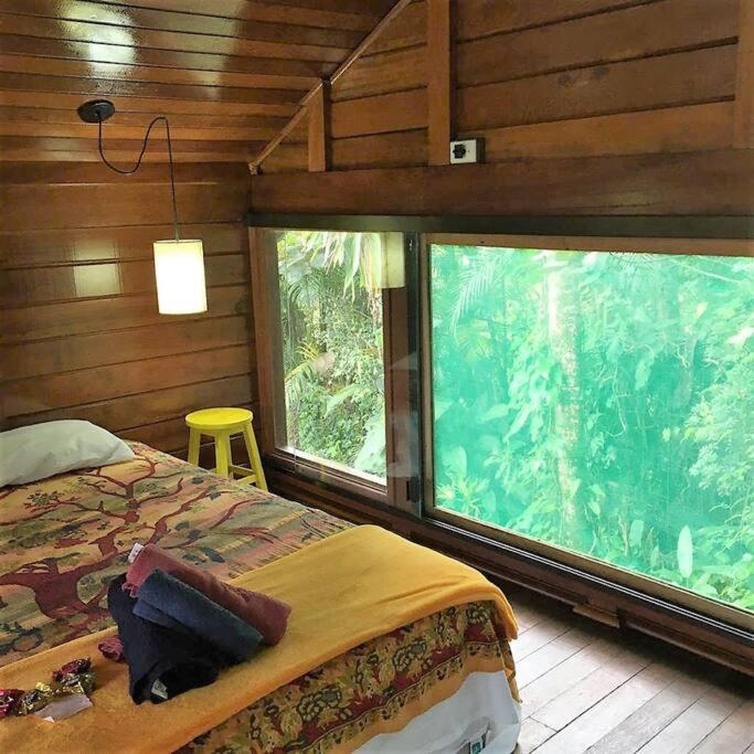 Cantinho do Bem - Lindo Chalé com piscina exclusiva e vista pra Serra do Mar!