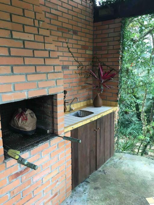 Cantinho do Bem - Lindo Chalé com piscina exclusiva e vista pra Serra do Mar!