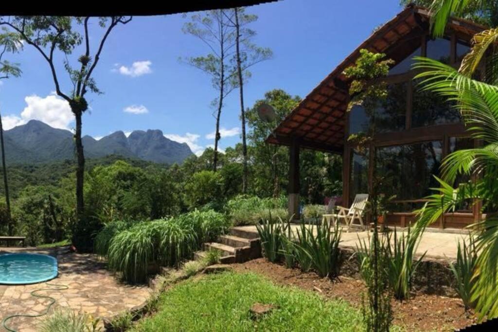 Cantinho do Bem - Lindo Chalé com piscina exclusiva e vista pra Serra do Mar!